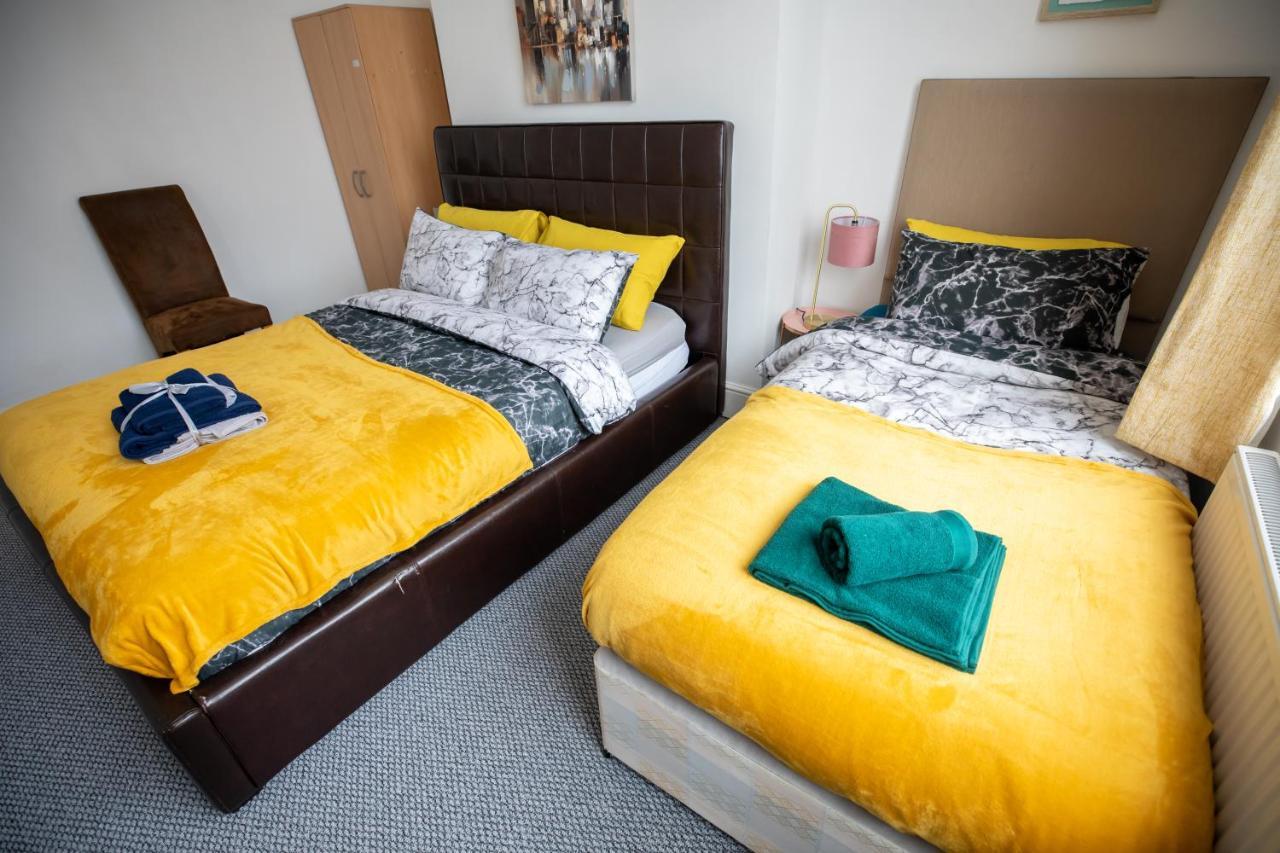 Sterling Aparment Apartment Уолсенд Екстериор снимка