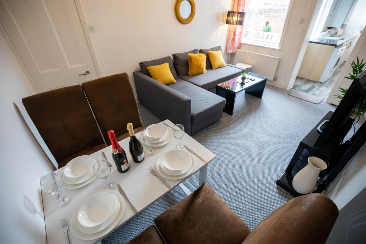 Sterling Aparment Apartment Уолсенд Екстериор снимка