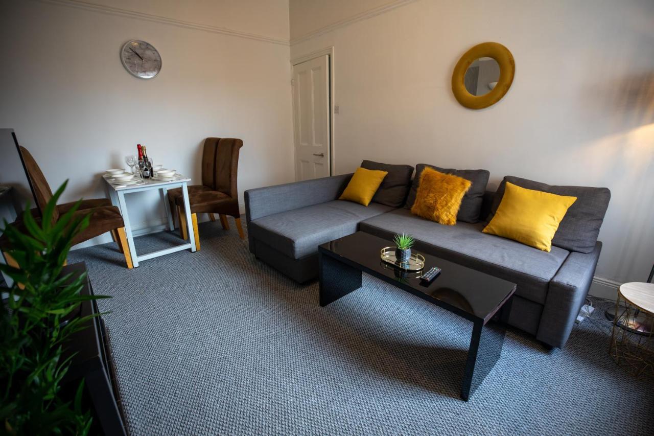 Sterling Aparment Apartment Уолсенд Екстериор снимка