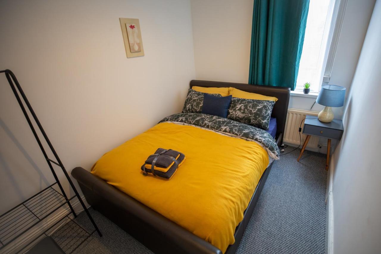 Sterling Aparment Apartment Уолсенд Екстериор снимка