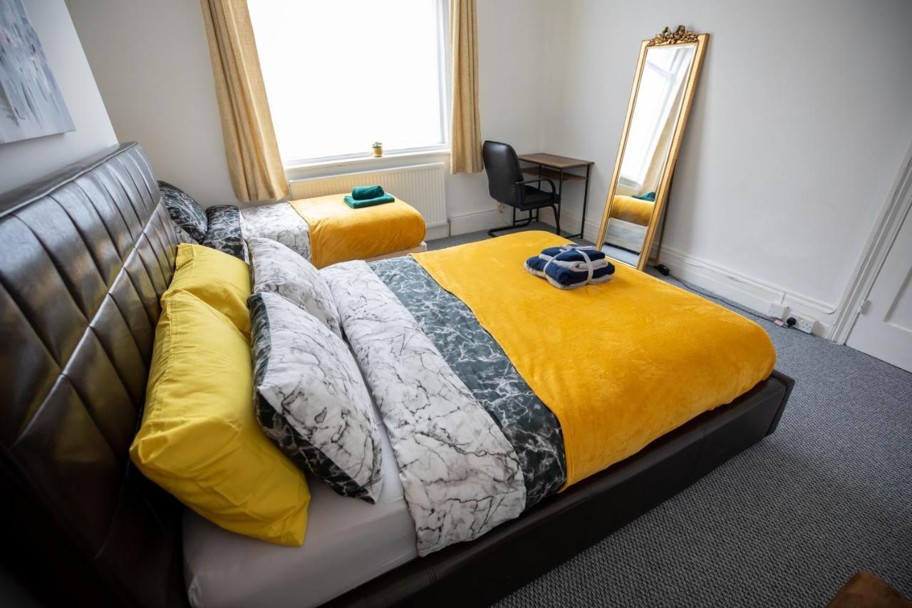 Sterling Aparment Apartment Уолсенд Екстериор снимка